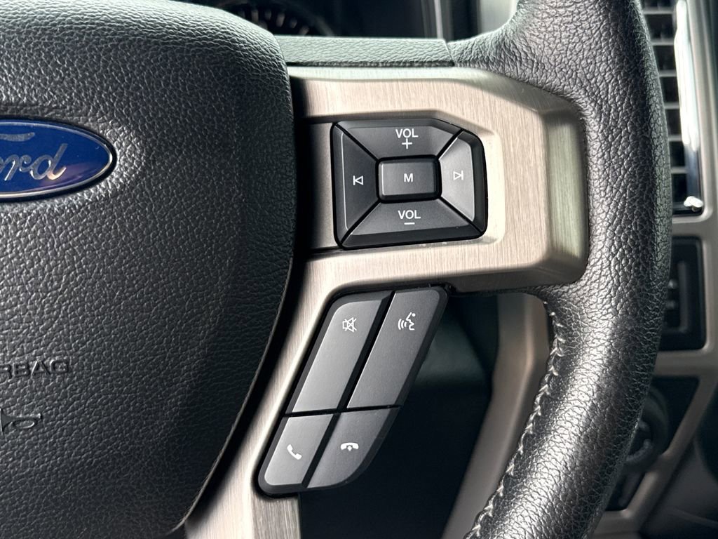 Used 2016 Ford F150 Platinum w/ Equipment Group 701A Luxury image 17