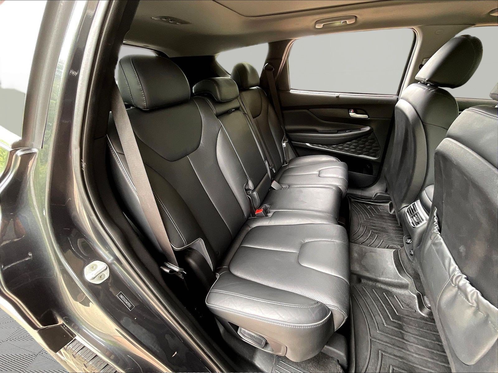 Used 2021 Hyundai Santa Fe SEL w/ Convenience + Premium Package AWD/4WD image 24