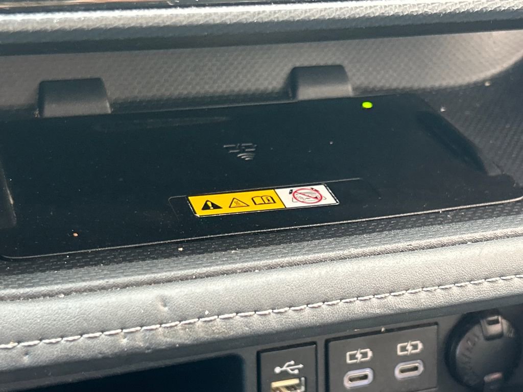 Used 2024 Toyota Highlander XSE image 12