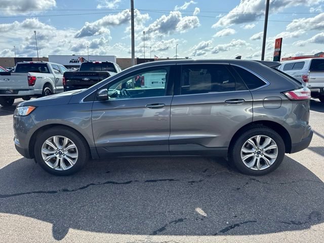 Certified 2022 Ford Edge Titanium AWD/4WD image 4