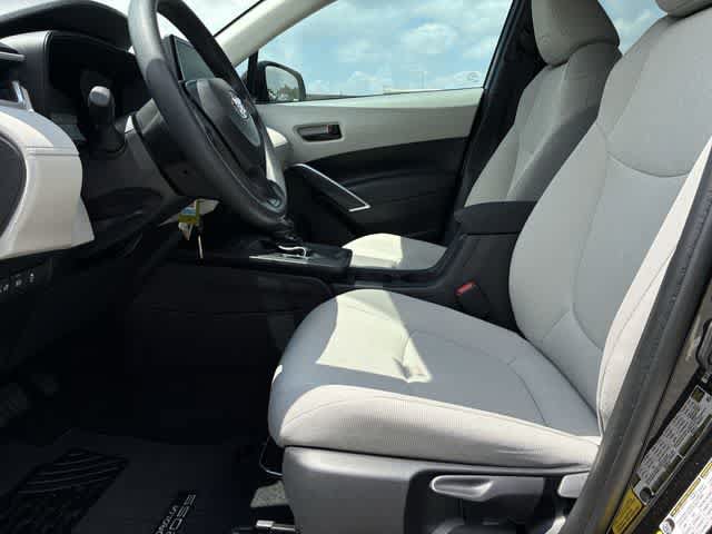 Used 2026 Toyota Corolla Cross L FWD image 18