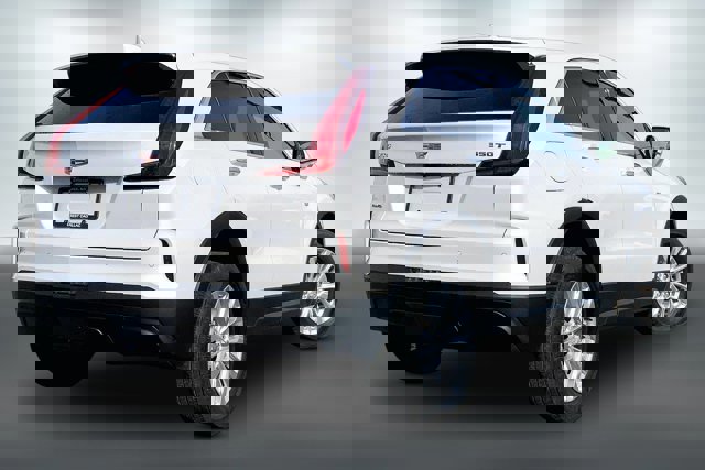 Used 2024 Cadillac XT4 Luxury w/ Trailering Package image 13