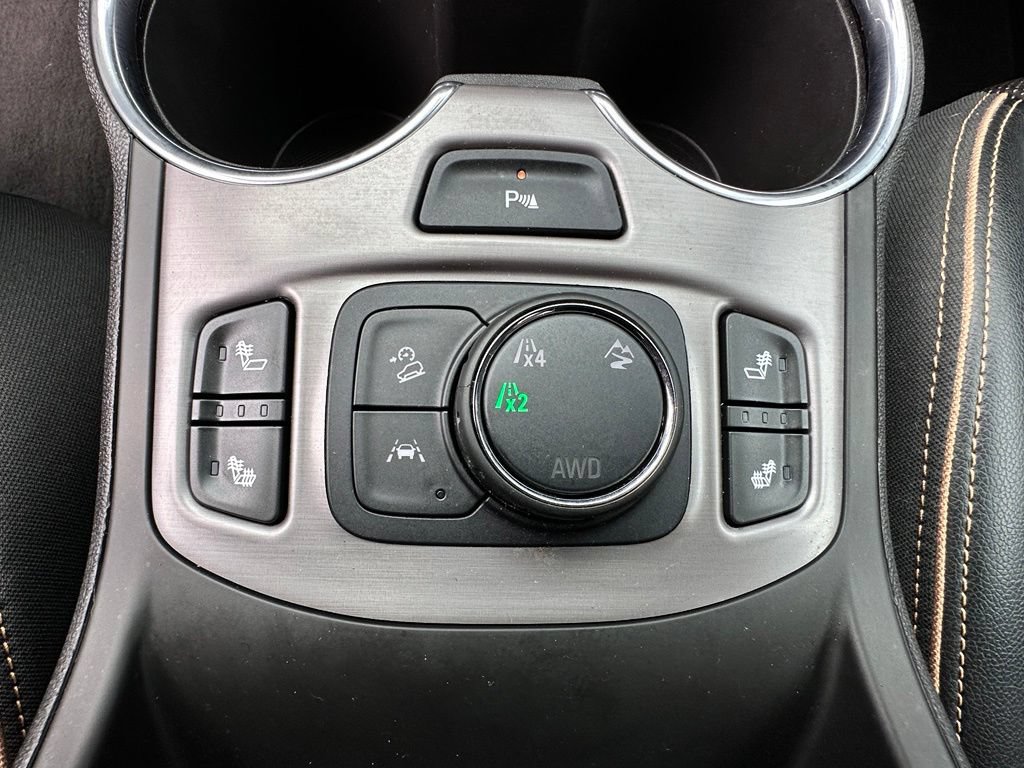 Certified 2023 GMC Terrain AT4 w/ Tech Package AWD/4WD image 37