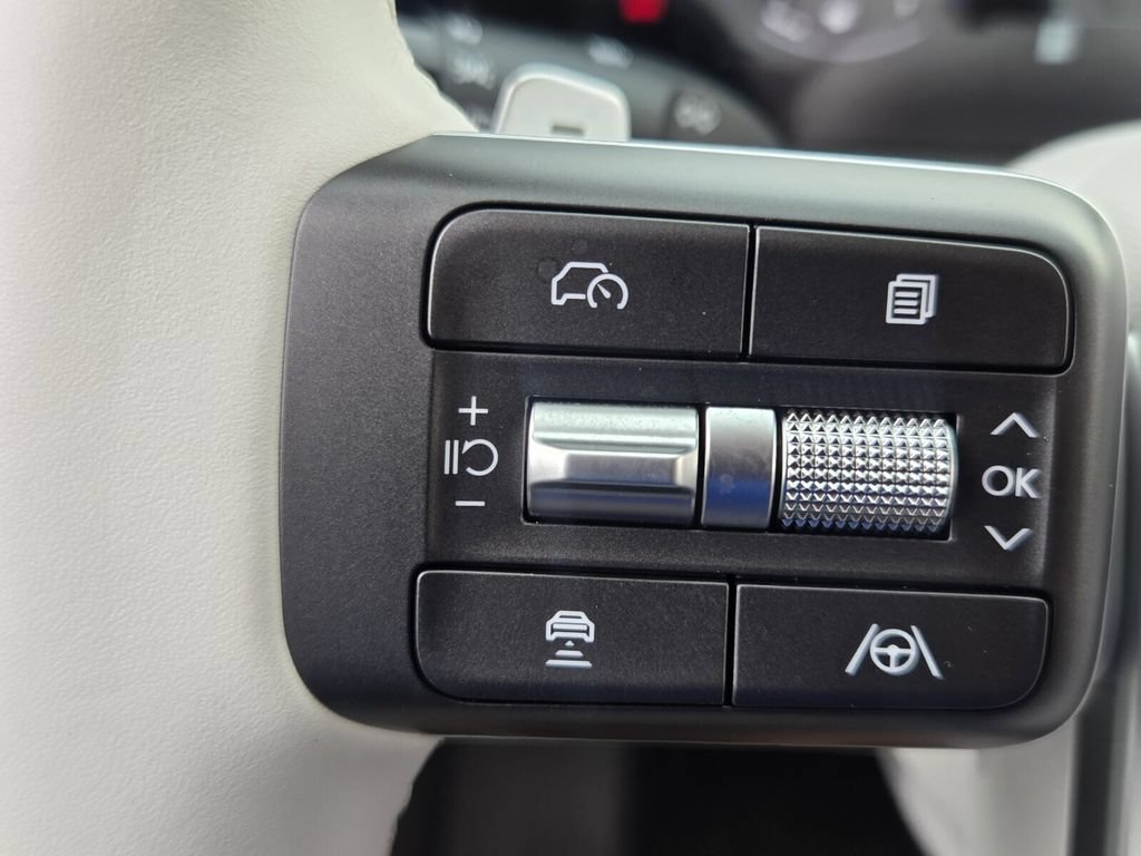 Certified 2026 Hyundai Palisade SE FWD image 26