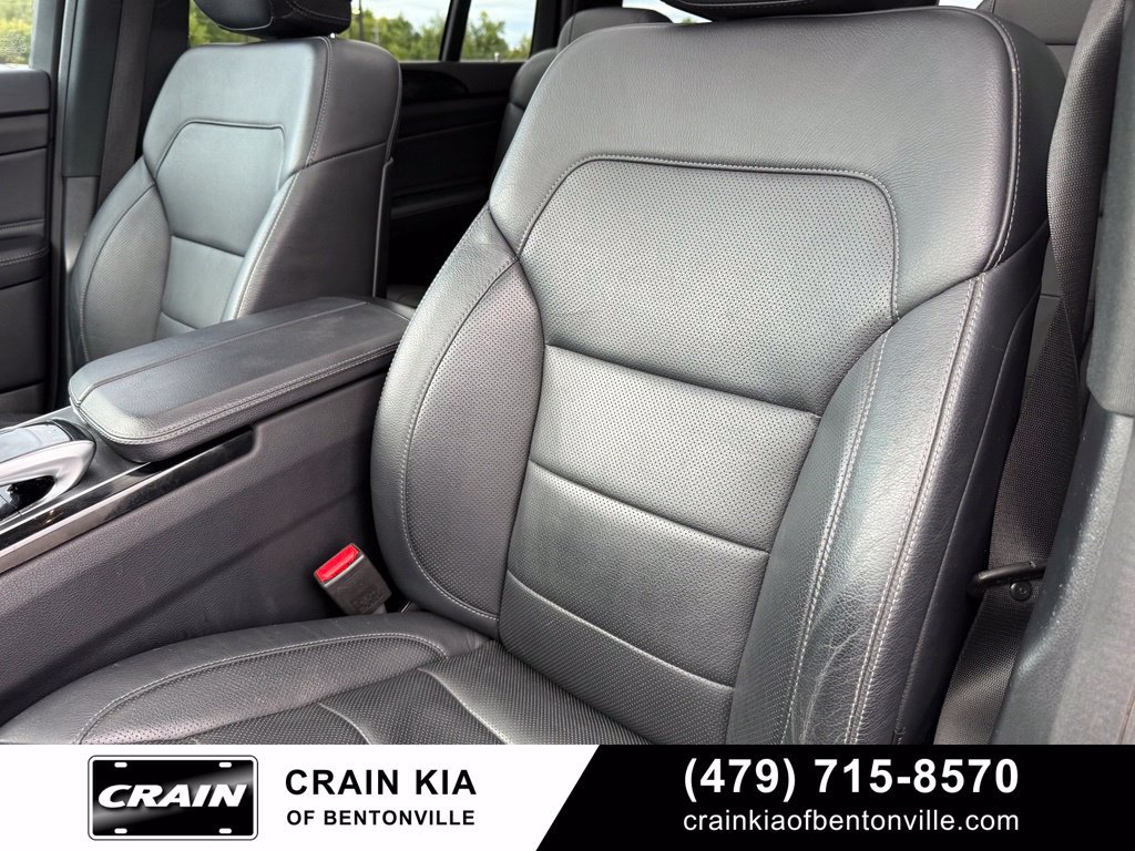 Used 2018 Mercedes-Benz GLS 450 4MATIC image 24