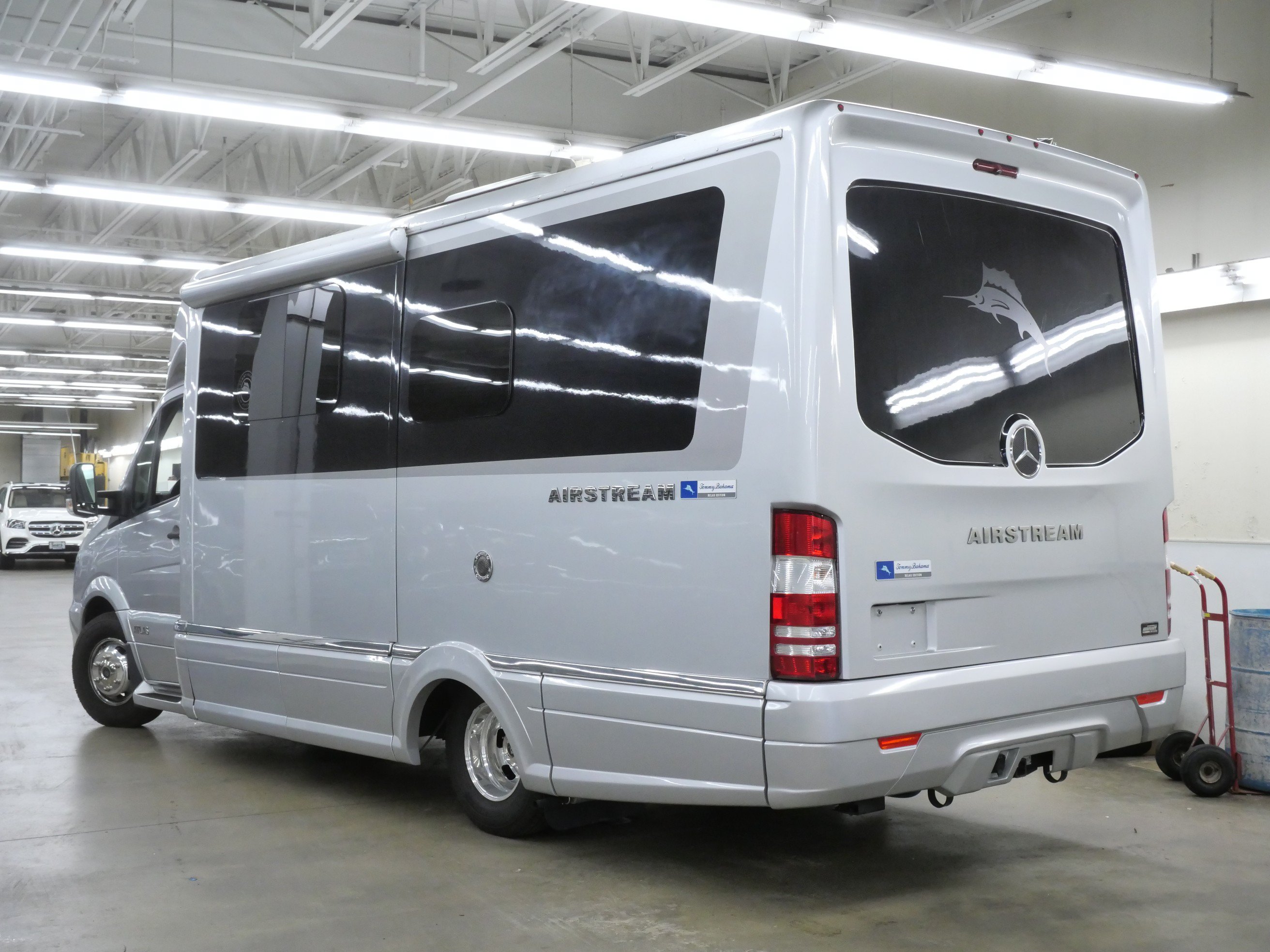 Used 2018 Mercedes-Benz Sprinter 3500 image 4