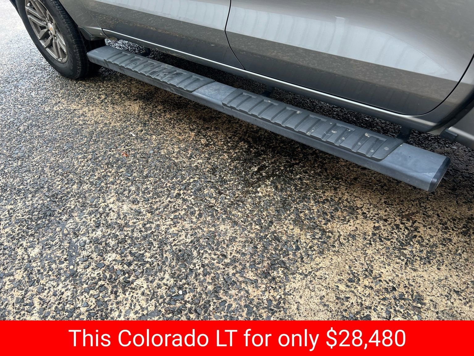 Used 2023 Chevrolet Colorado LT w/ LT Convenience Package II image 25