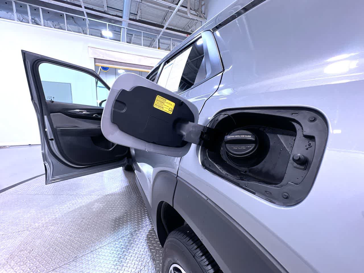 Used 2025 Chevrolet TrailBlazer LT FWD image 39
