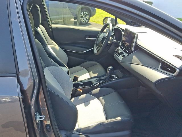 Used 2025 Toyota Corolla XSE image 27