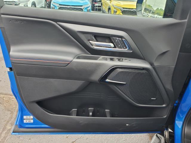 New 2025 Chevrolet Silverado EV RST AWD/4WD image 6
