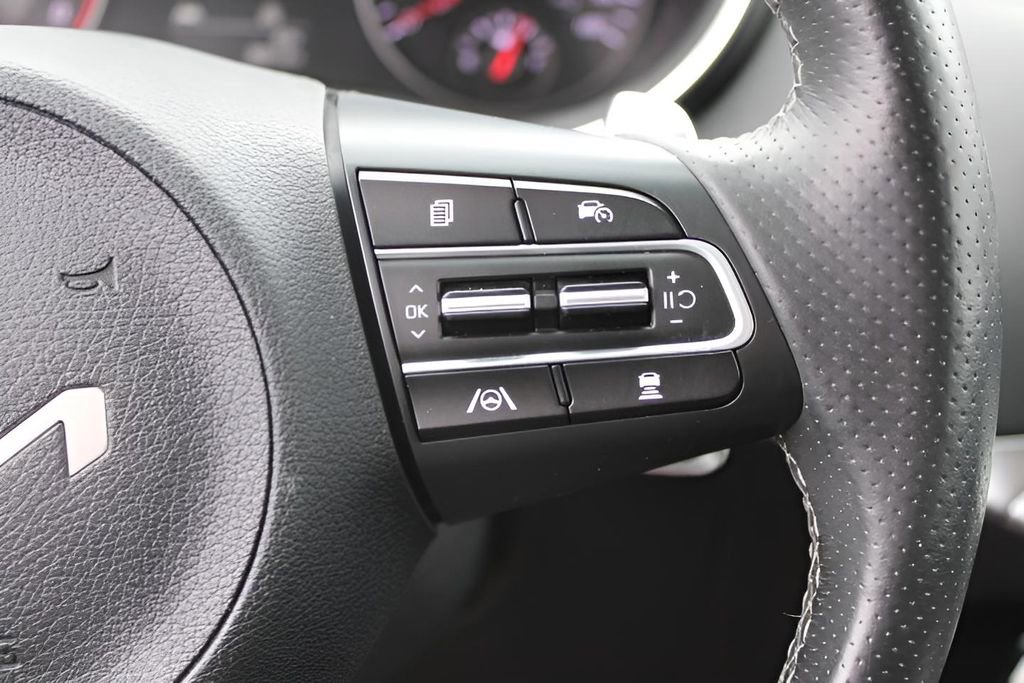 Used 2023 Kia Stinger GT-Line w/ Sun & Sound Package image 17