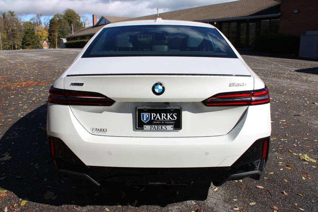 New 2026 BMW 530i xDrive w/ M Sport Package image 7