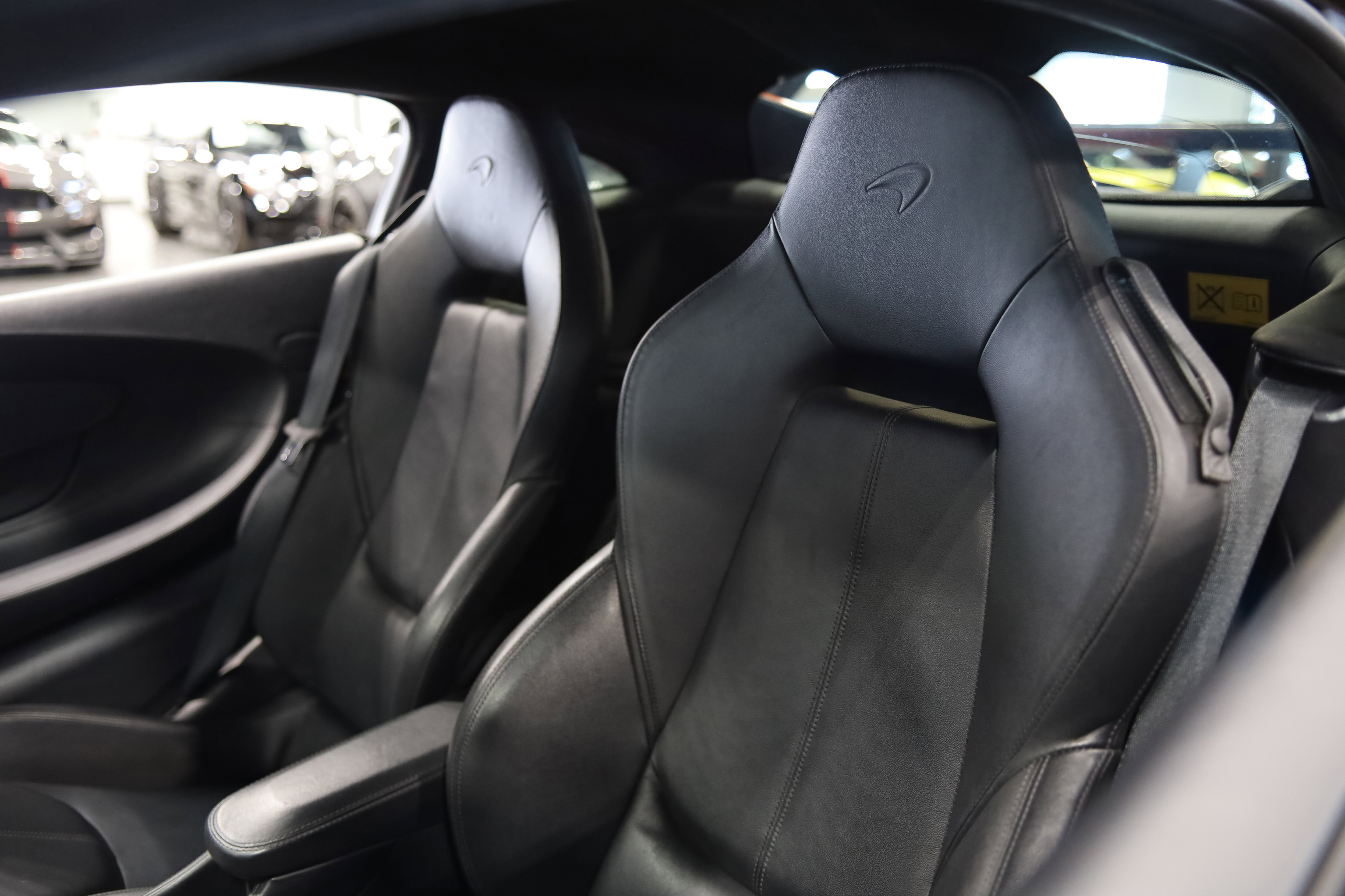 Used 2018 McLaren 570S Coupe image 17