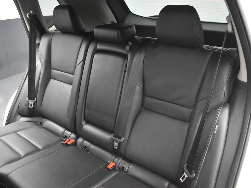 Used 2023 Nissan Rogue SL w/ SL Premium Package image 17