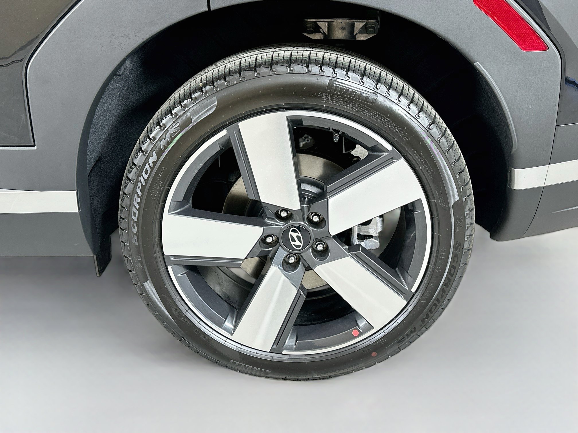 New 2027 Hyundai Santa Fe Limited AWD/4WD image 32