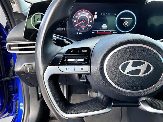 Used 2024 Hyundai Elantra Limited FWD image 18