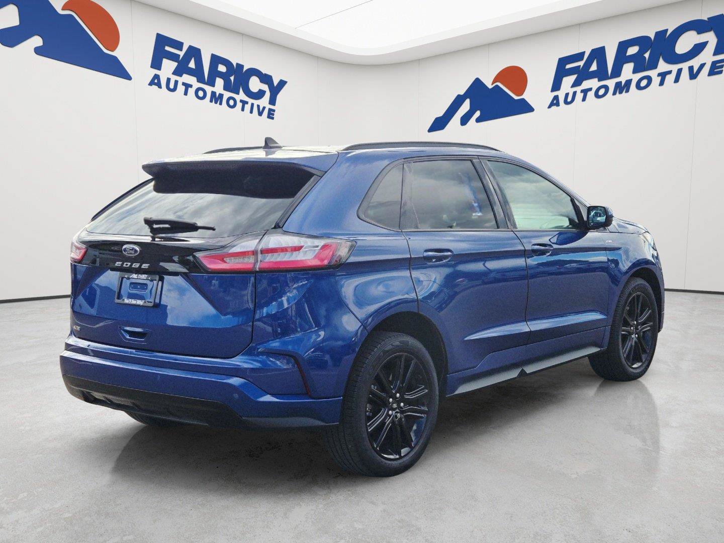 Certified 2024 Ford Edge ST-Line AWD/4WD image 5