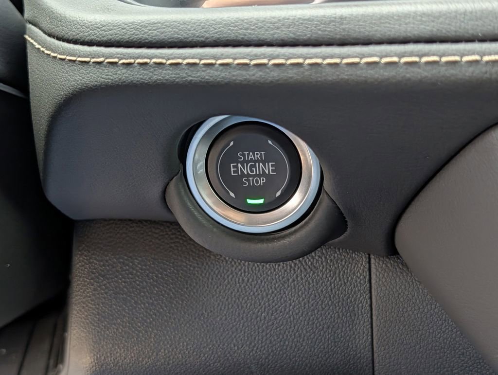 Used 2025 Chevrolet Tahoe Premier image 19