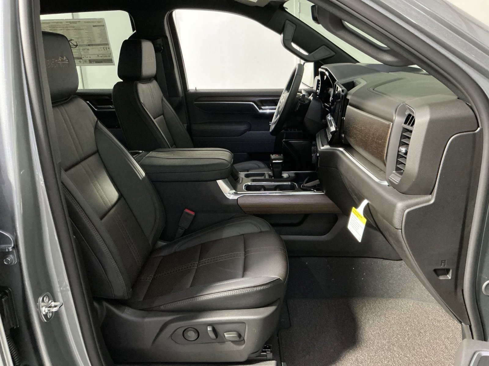 New 2026 Chevrolet Silverado 1500 High Country w/ Technology Package image 33