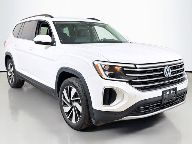 Used 2025 Volkswagen Atlas SE FWD image 3