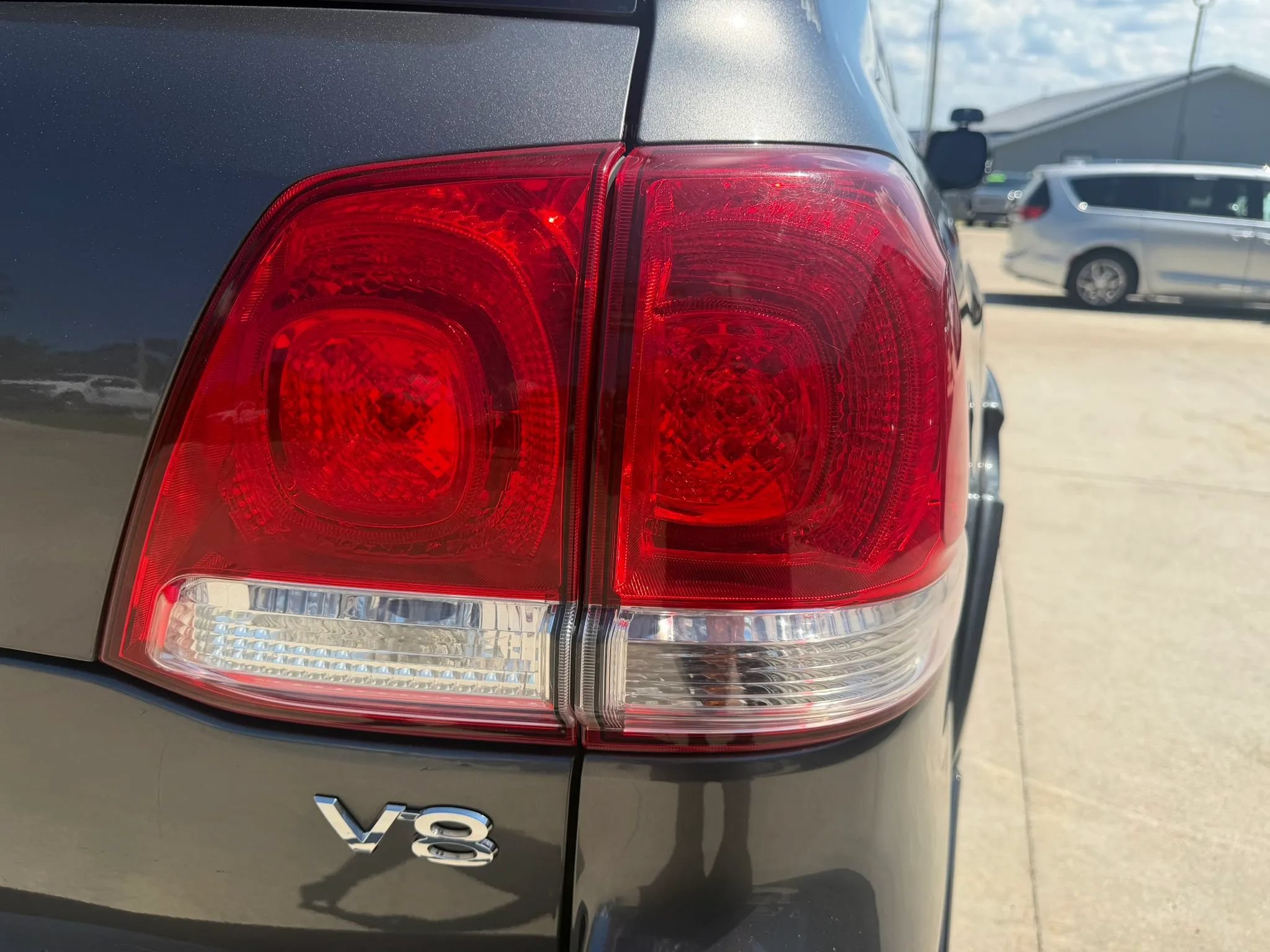 Used 2011 Toyota Land Cruiser w/ Upgrade Pkg AWD/4WD image 63