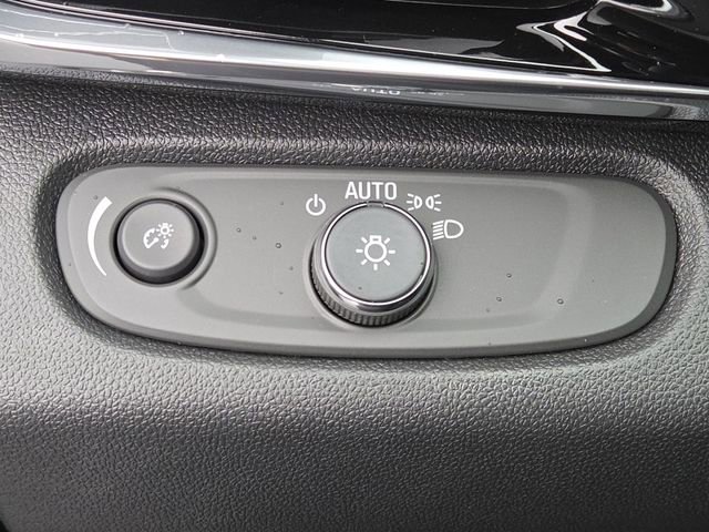 New 2026 Buick Envista Avenir image 10