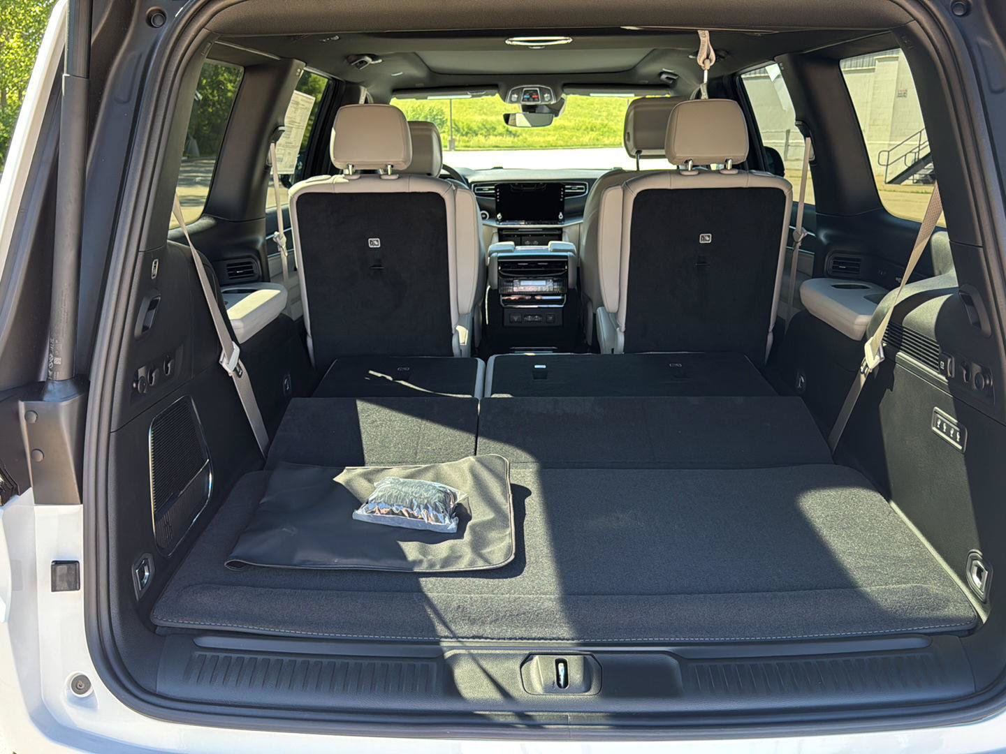 New 2026 Jeep Grand Wagoneer Limited w/ Premium Group II AWD/4WD image 26