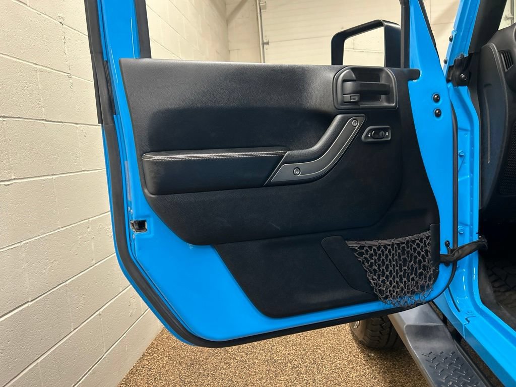 Used 2017 Jeep Wrangler Unlimited Sport AWD/4WD image 13