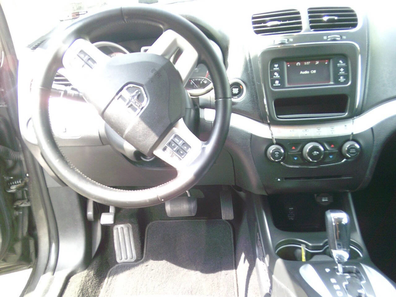 Used 2019 Dodge Journey SE w/ Connectivity Group image 11