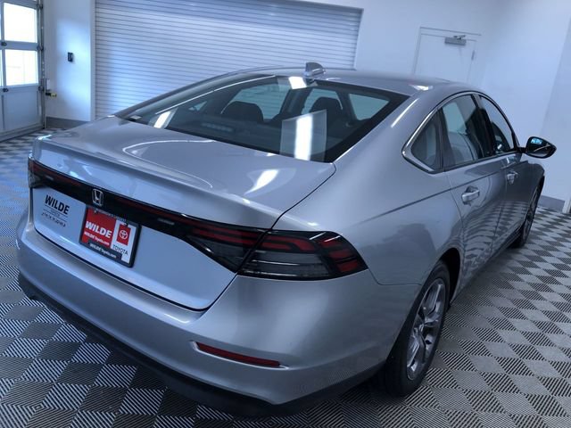 Used 2023 Honda Accord EX image 32