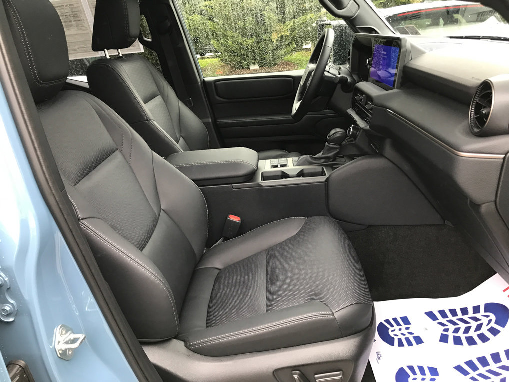 Certified 2026 Toyota Land Cruiser w/ Premium Package AWD/4WD image 33