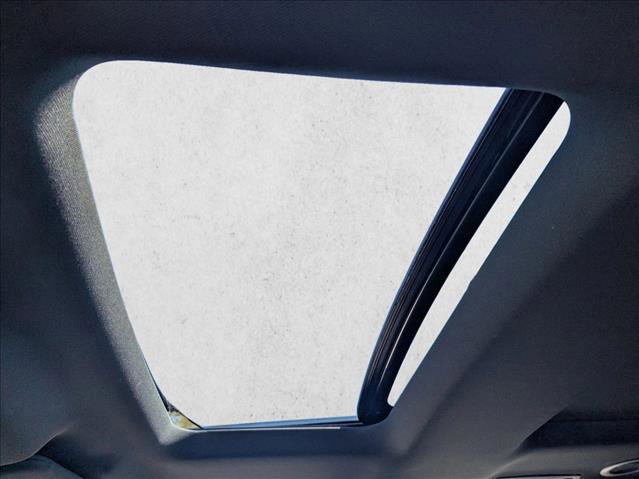 Used 2013 Ford Explorer XLT image 13