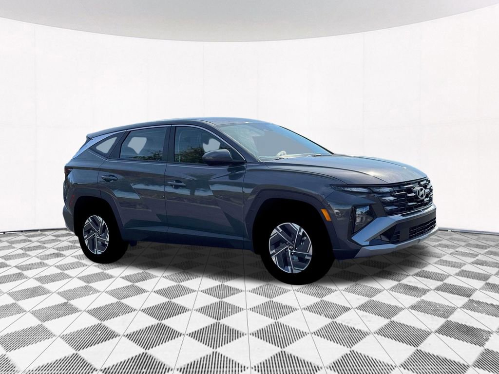 New 2026 Hyundai Tucson Blue SE image 15