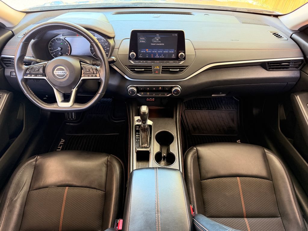 Used 2021 Nissan Altima 2.5 SR w/ SR Premium Package FWD image 21