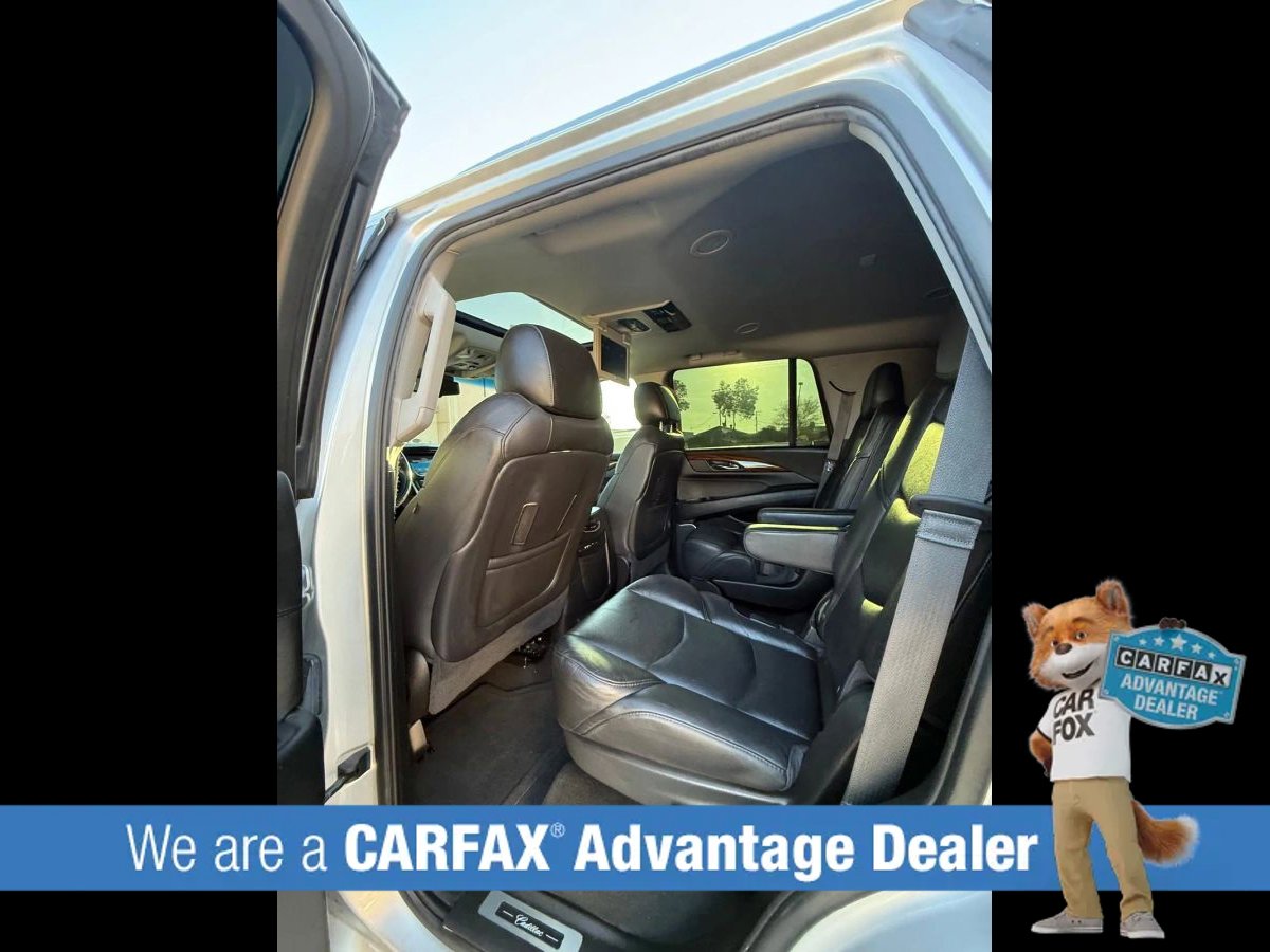 Used 2016 Cadillac Escalade Premium RWD image 24