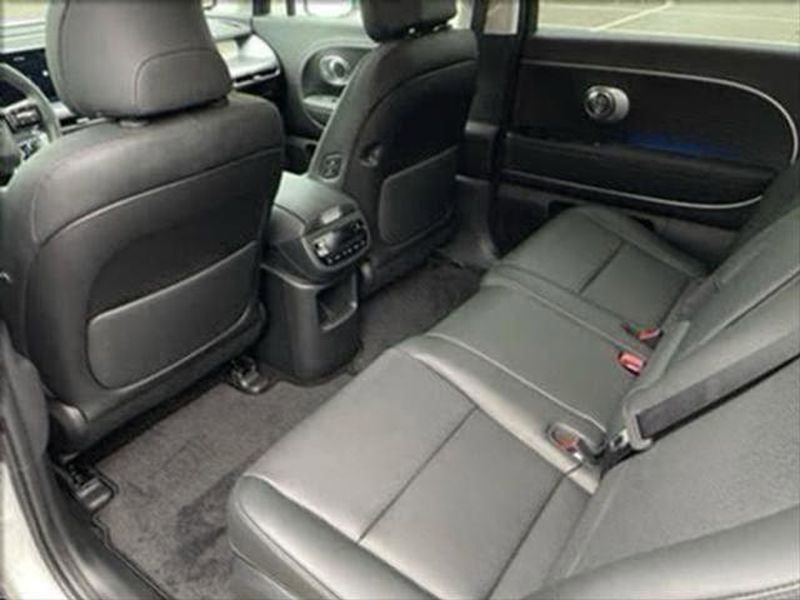 New 2026 Hyundai Ioniq 9 SEL image 15