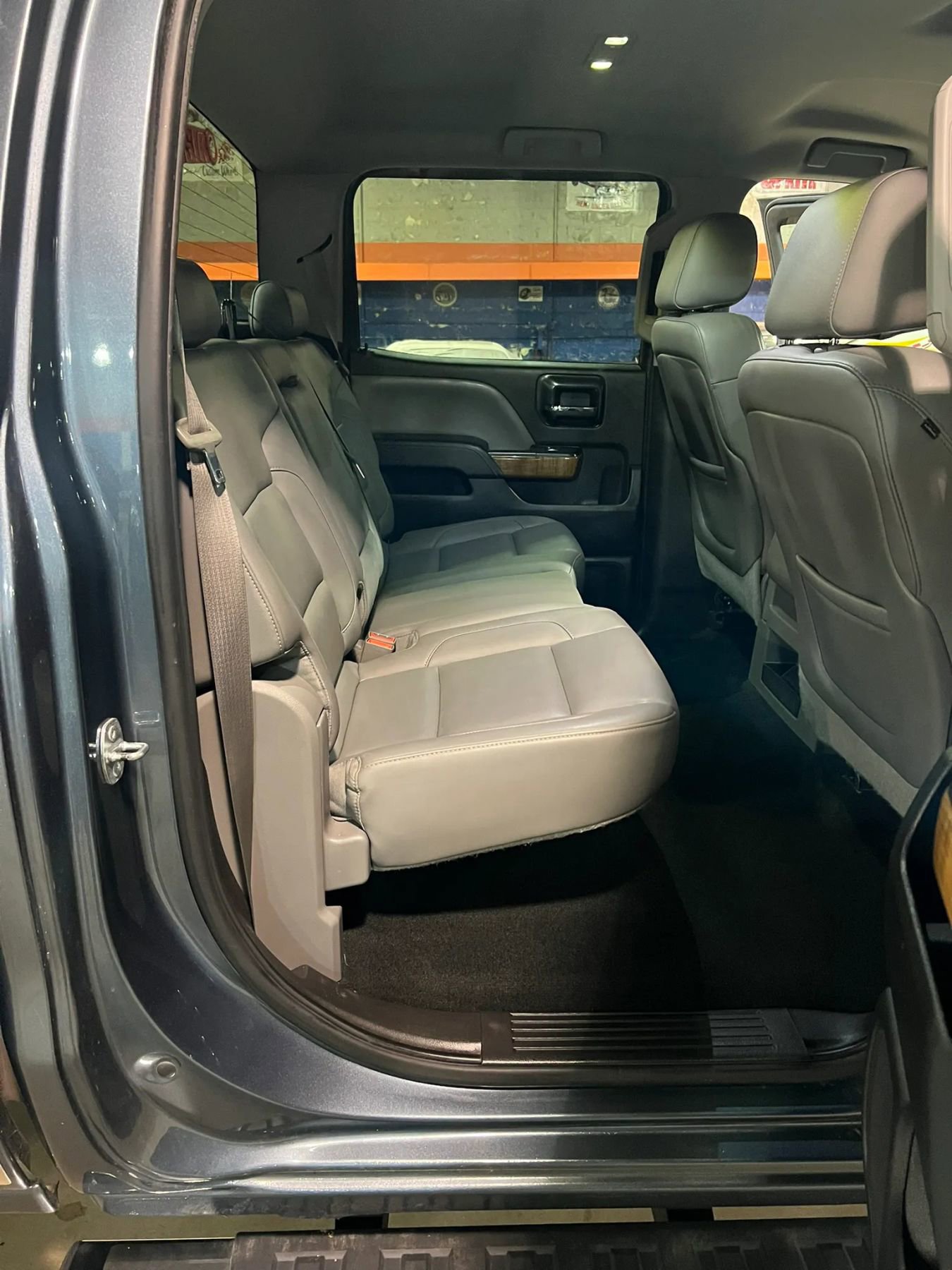 Used 2014 GMC Sierra 1500 SLT w/ SLT Crew Cab Value Package image 17