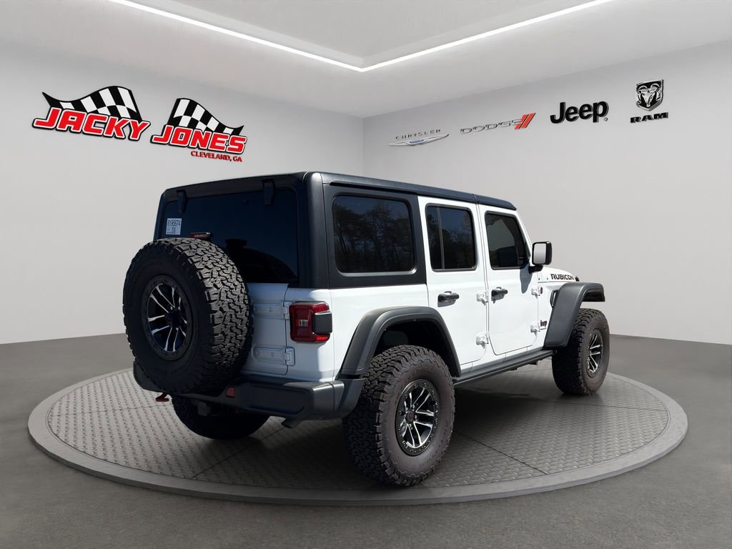 Used 2024 Jeep Wrangler Unlimited Rubicon w/ Dual Top Group AWD/4WD image 10