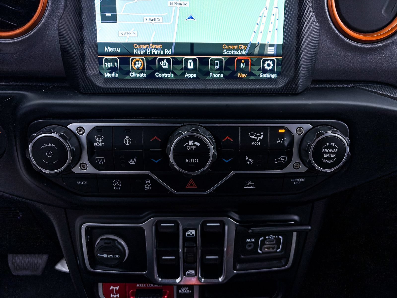 Used 2021 Jeep Gladiator Mojave AWD/4WD image 26