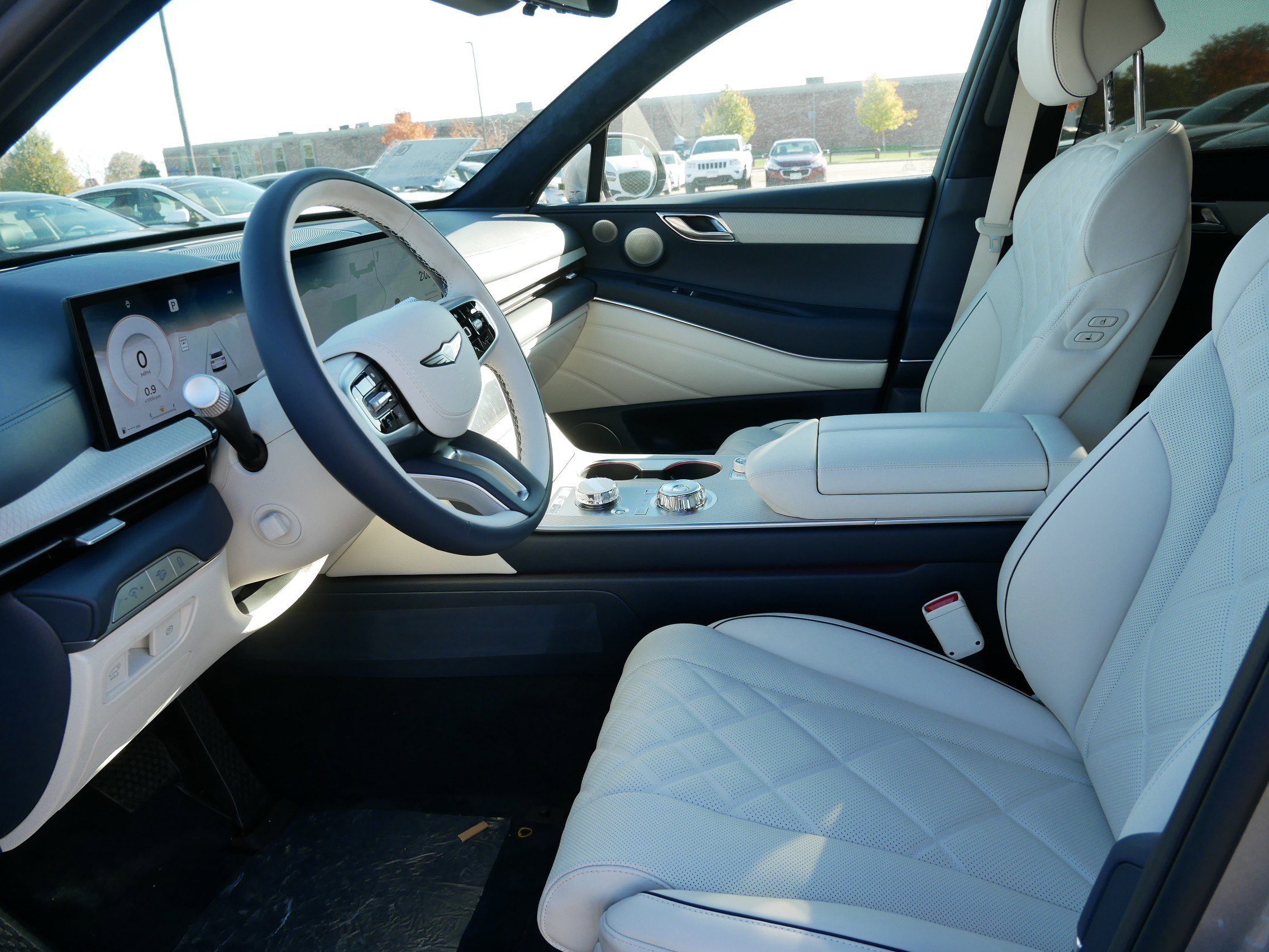 New 2026 Genesis GV80 3.5T e-SC image 4