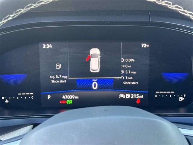 Used 2023 Volkswagen Taos SE w/ Panoramic Sunroof Package image 16