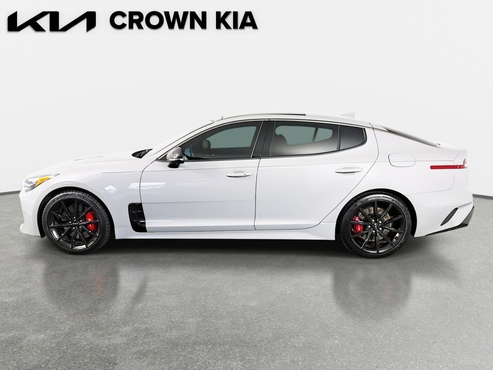 Certified 2023 Kia Stinger GT2 w/ Option Group 015 image 8