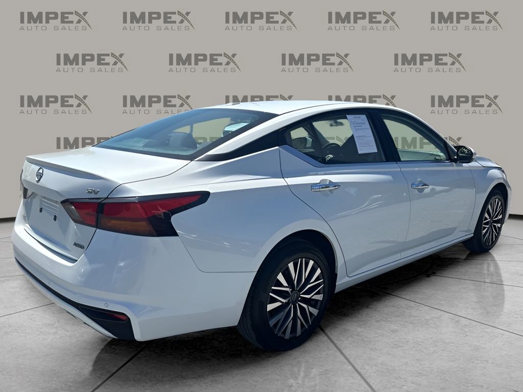 Used 2023 Nissan Altima 2.5 SV image 5