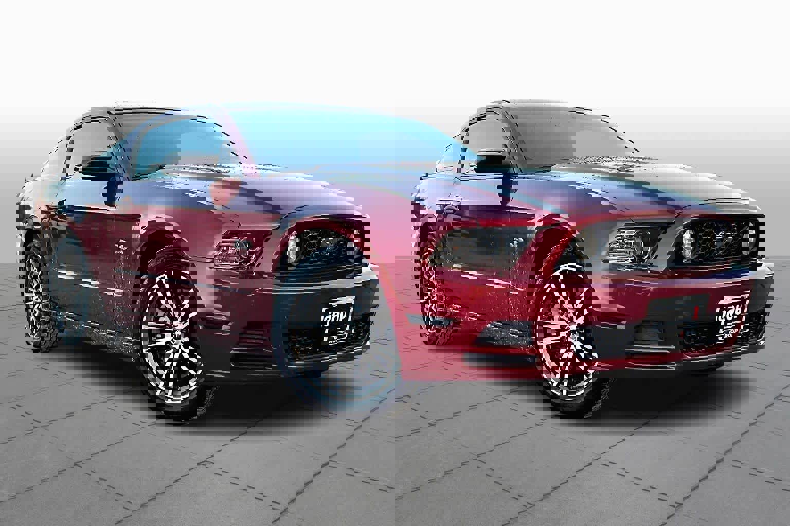 Used 2014 Ford Mustang GT image 2