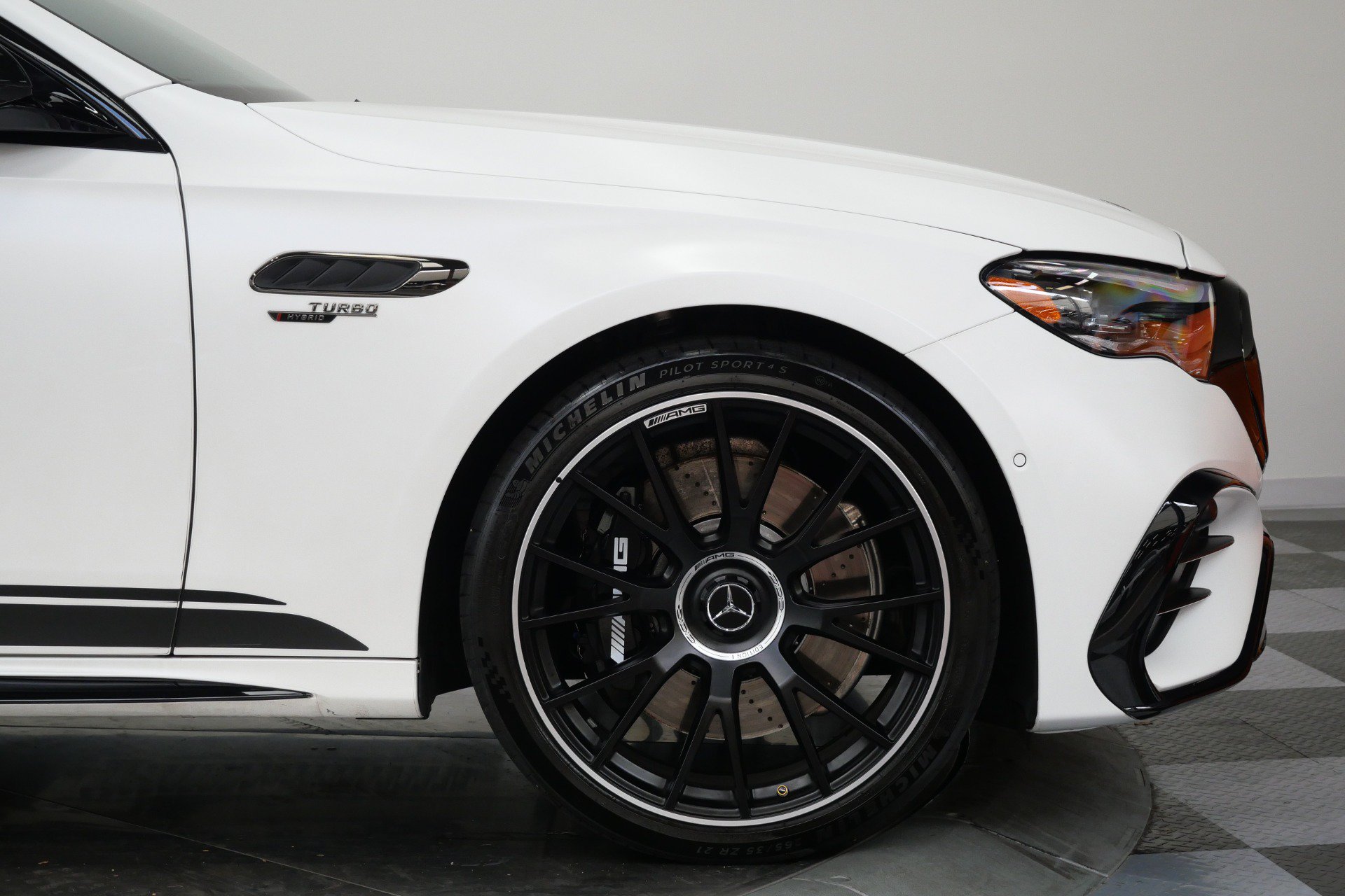Used 2025 Mercedes-Benz E 53 AMG e 4MATIC Sedan image 49