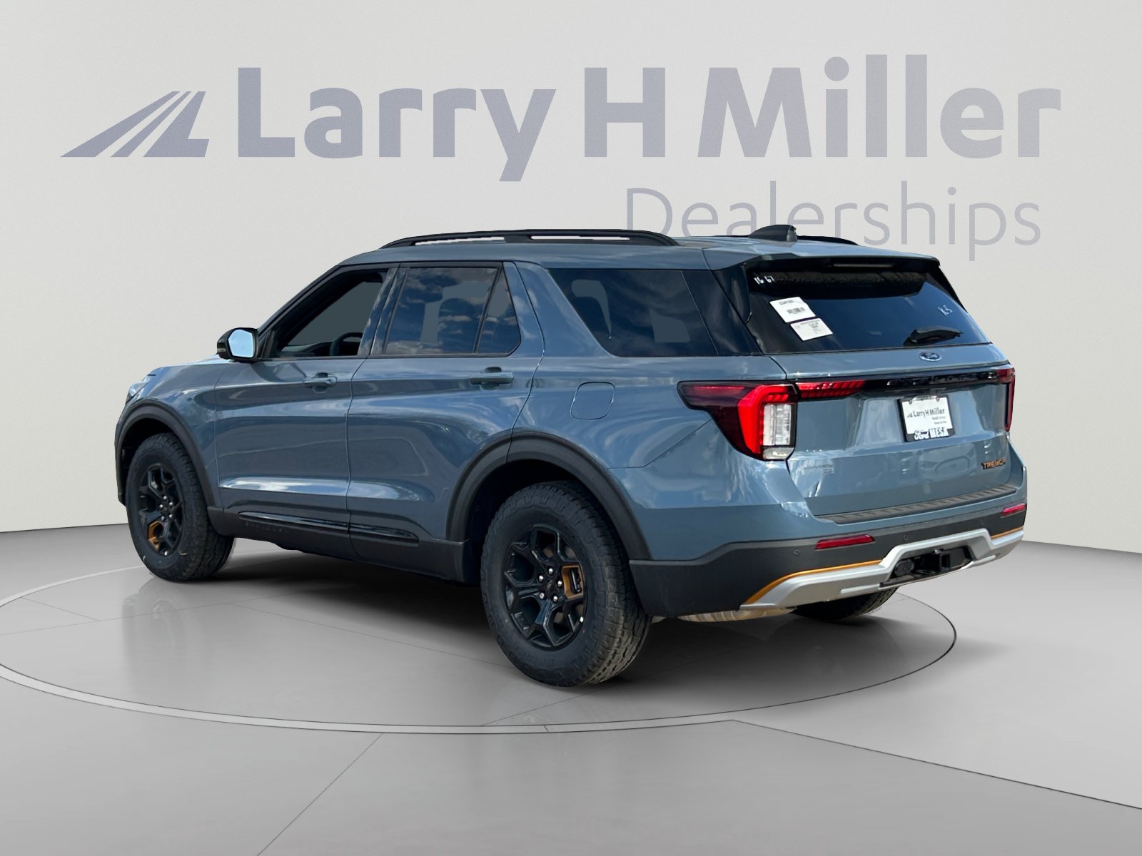 New 2026 Ford Explorer Tremor w/ Tremor Ultimate Package AWD/4WD image 3