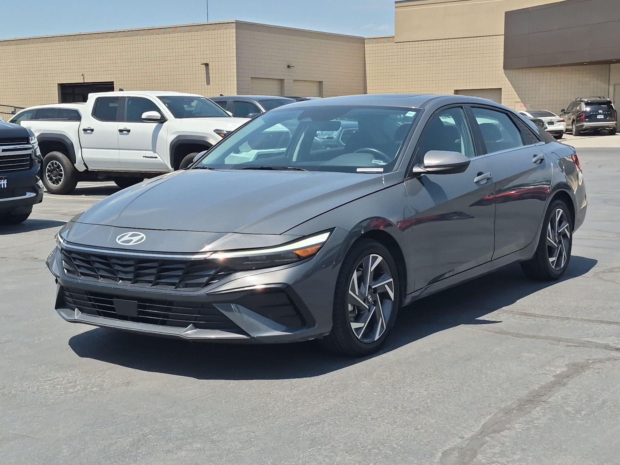 Certified 2025 Hyundai Elantra SEL FWD image 7