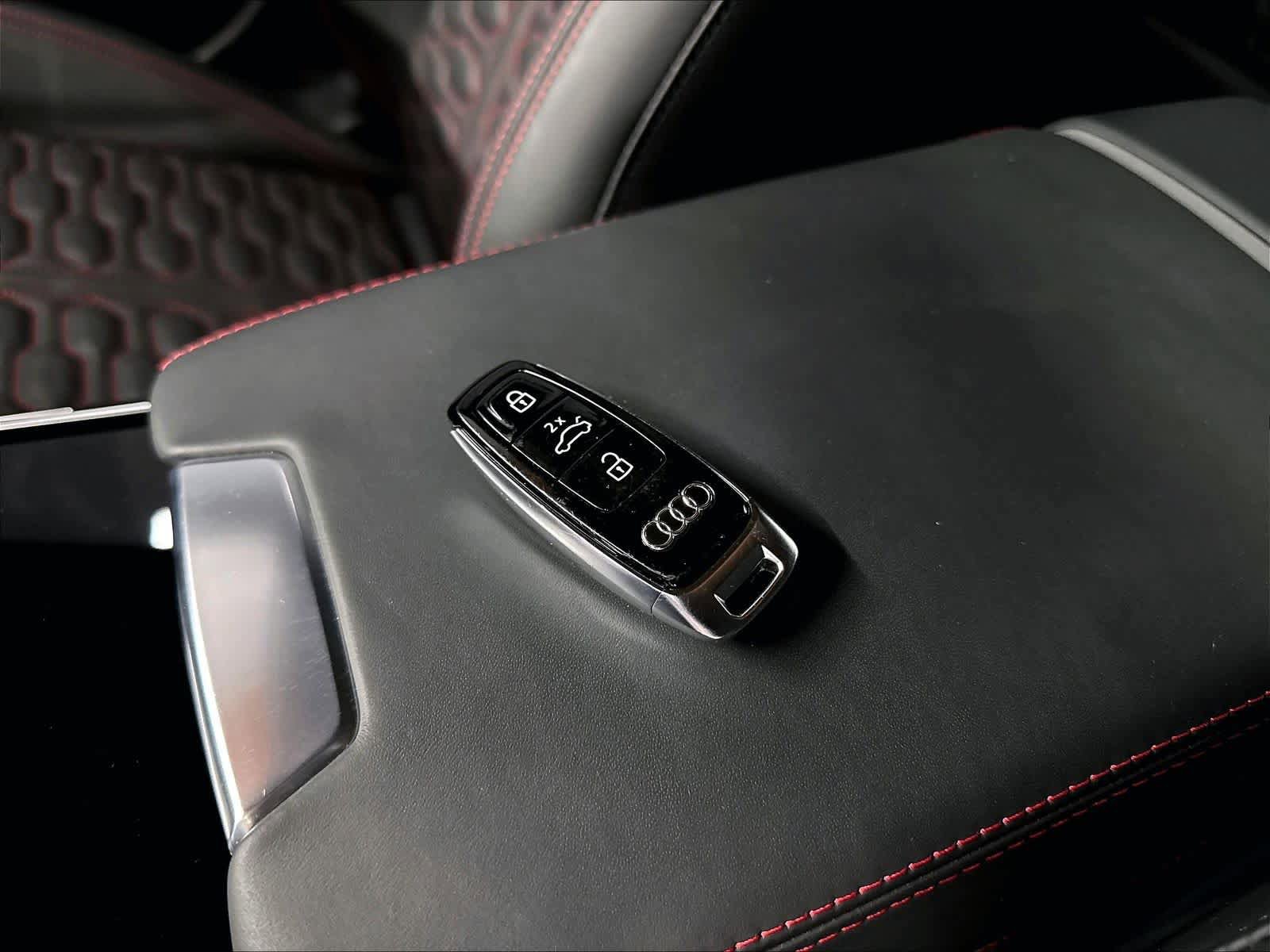 Used 2026 Audi RS 7 Performance AWD/4WD image 12