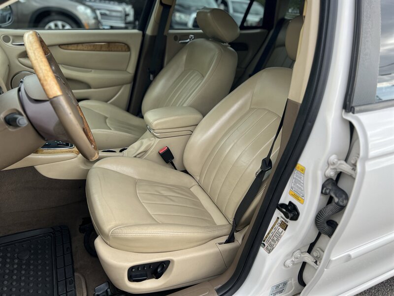 Used 2005 Jaguar X-TYPE 3.0 AWD/4WD image 9