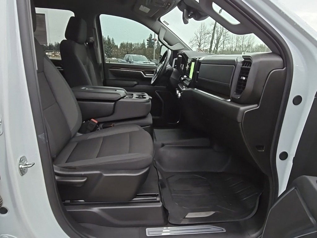 Used 2025 GMC Sierra 3500 SLE w/ SLE Value Package image 29